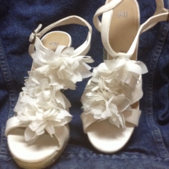 Dress Sandals - Picture 1 of 5