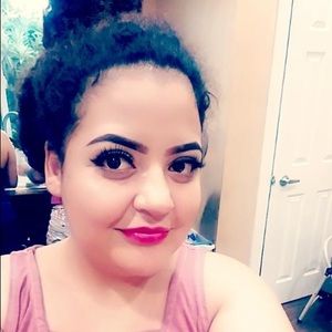 Meet your Posher, Heidy