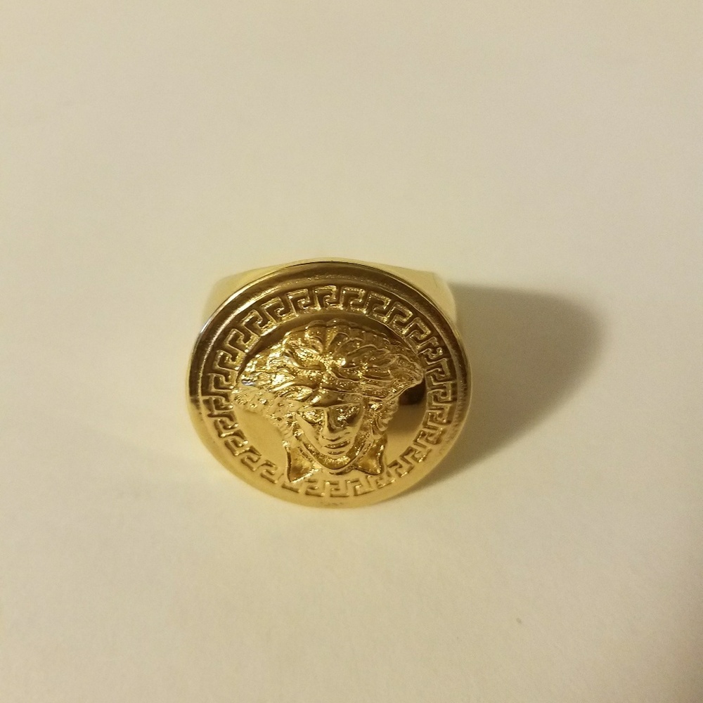 18K GOLD PLATED RING