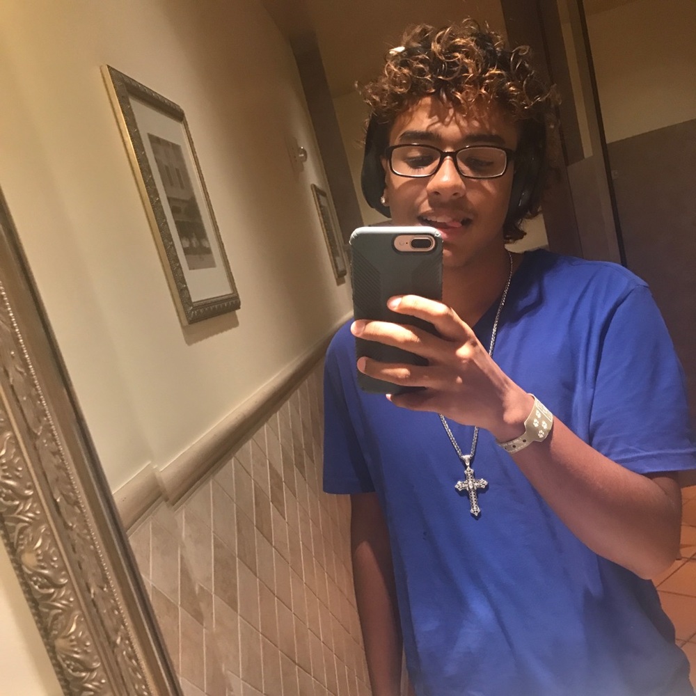 Meet your Posher, Chris