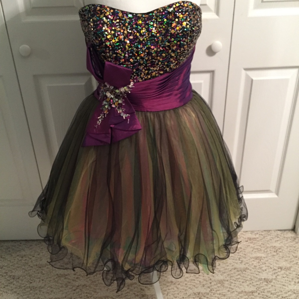 🌷Stunning Prom/Ball Dress!!🌹