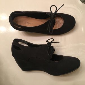 Call It Spring black lace up small wedges size 8