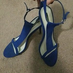 Blue small heel