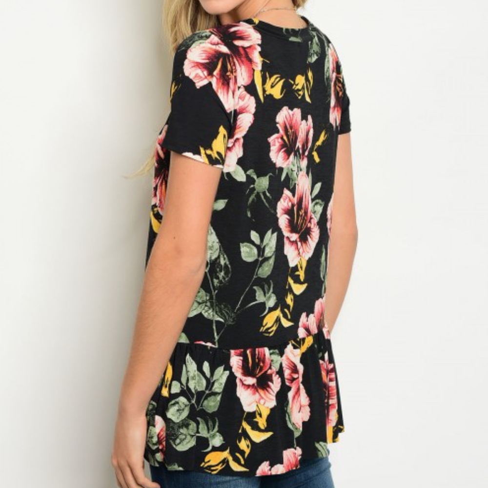 🆑 Black Floral Short Sleeve Top - Picture 2 of 5