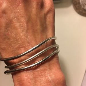 Set of 3 silver bangle bracelets