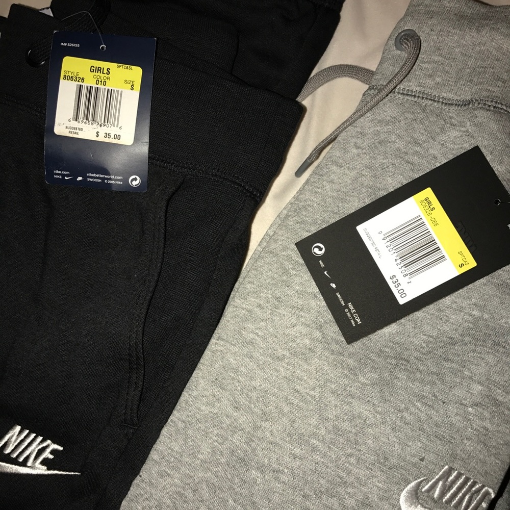 NIKE SMALL SWEATPANTS JOGGER SET BLACK & GRAY