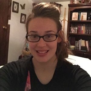 Meet your Posher, Katrina