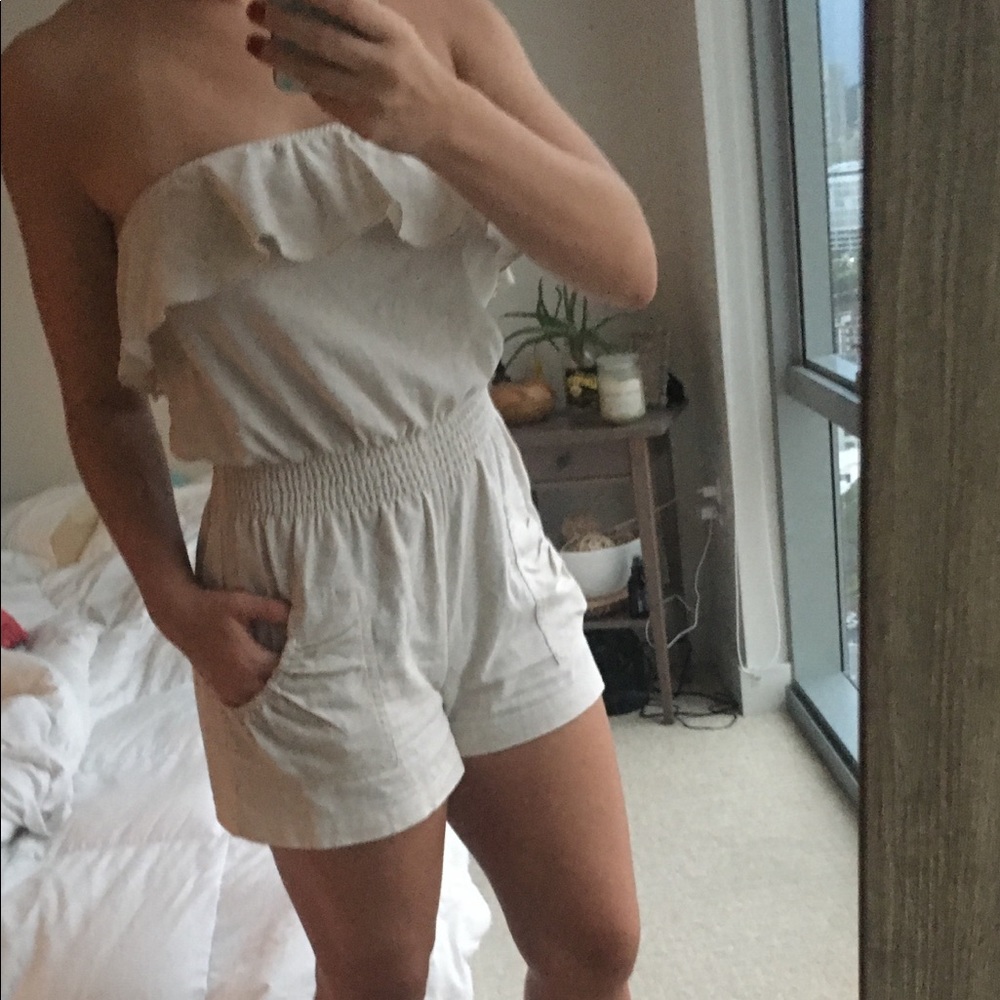 Cute romper with pockets