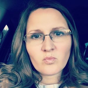 Meet your Posher, Kendra