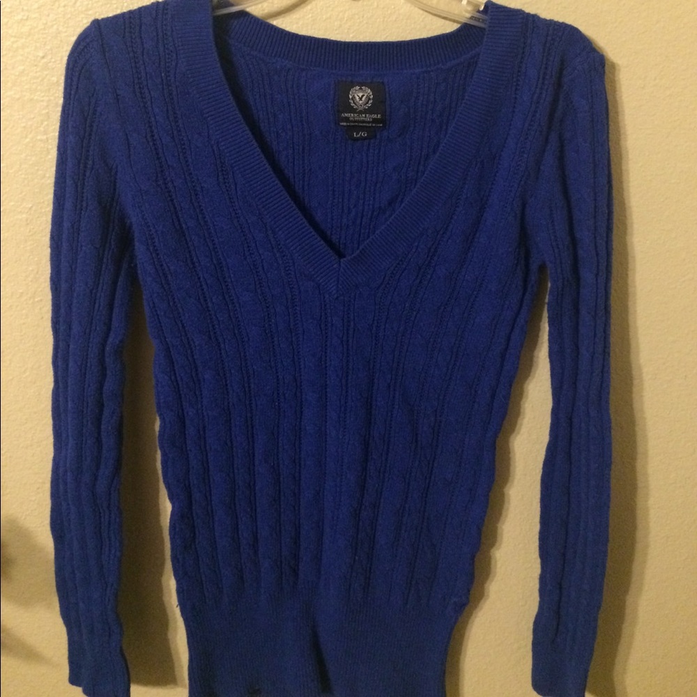 American eagle sweater