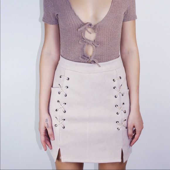 Suede Pink Mini Skirt - Picture 3 of 6