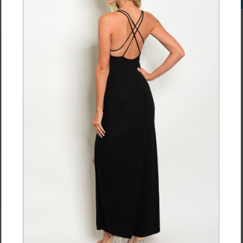 LAST 1: Black Fitted V-Neck Maxi Dress - Picture 2 of 2