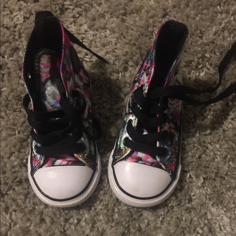 Hi-top converse