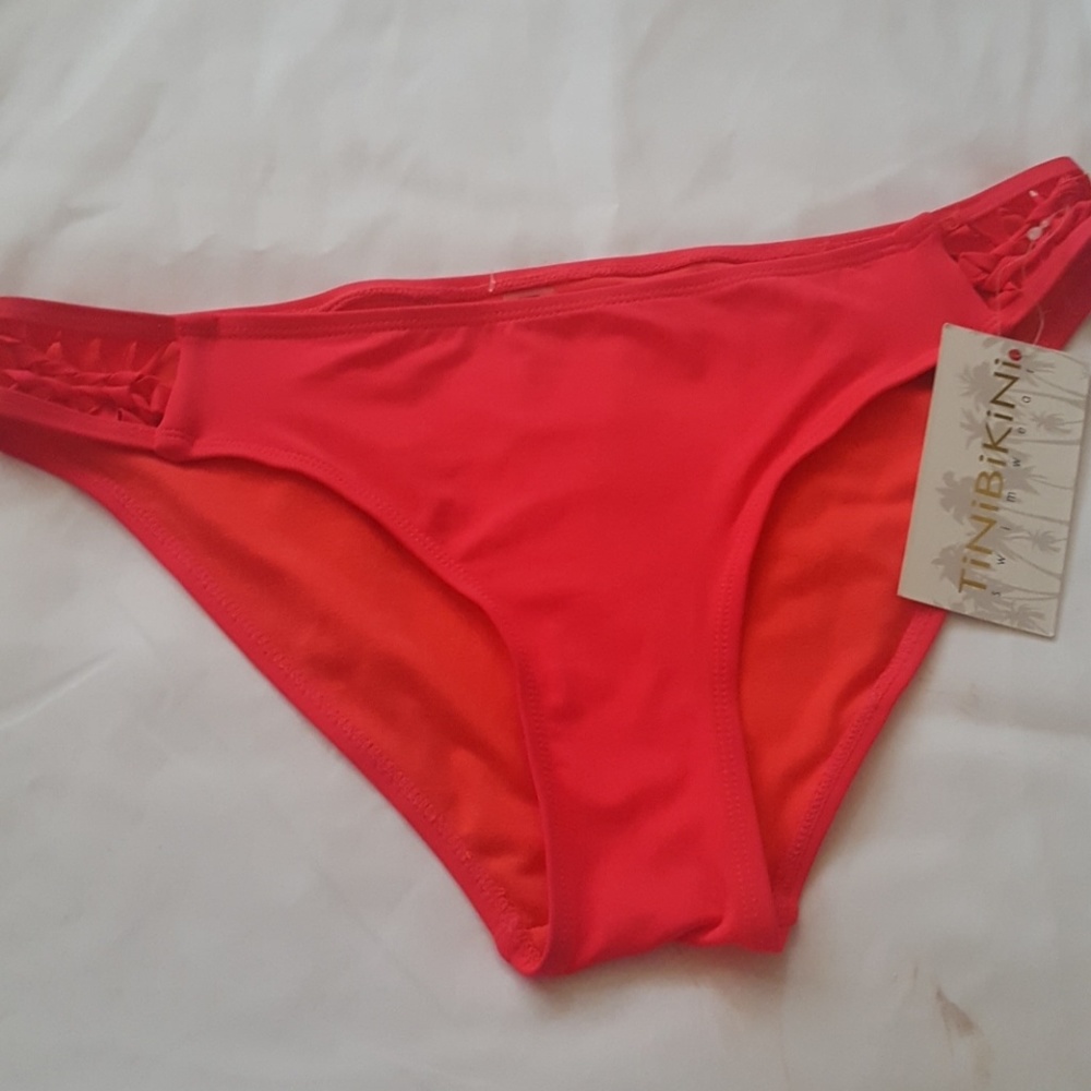 Tini Bikini pink  bottoms swimwear. Size S   nwt!