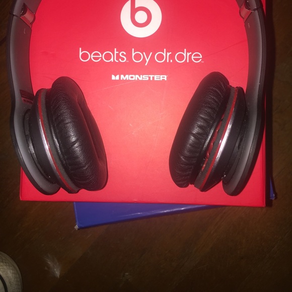 Beats by Dre - Picture 3 of 4
