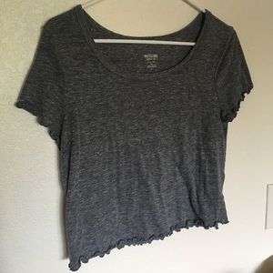 grey lettuce cut shirt