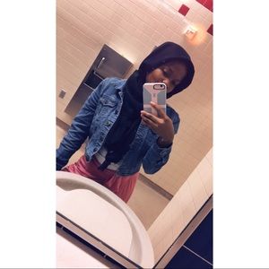 Meet your Posher, Anab