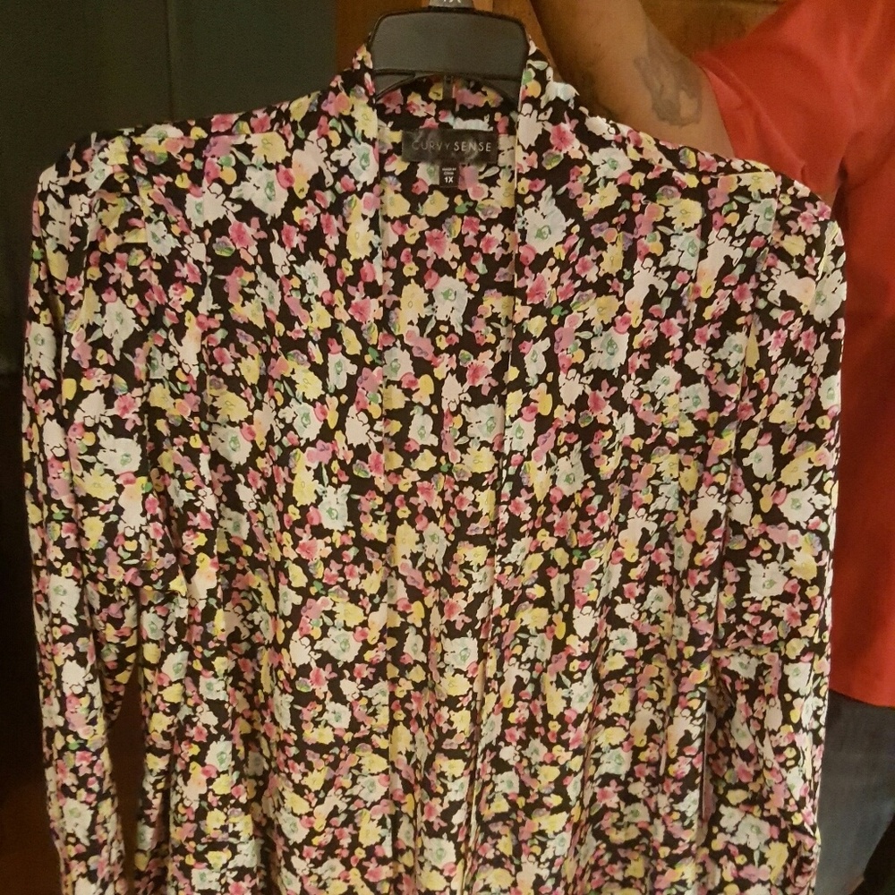 Plus size floral blazer