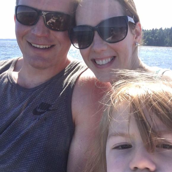 Meet your Posher, Amy - Picture 1 of 1