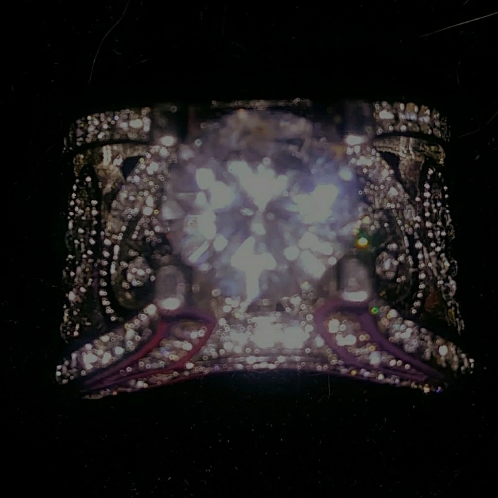 Ladies Statement Ring
