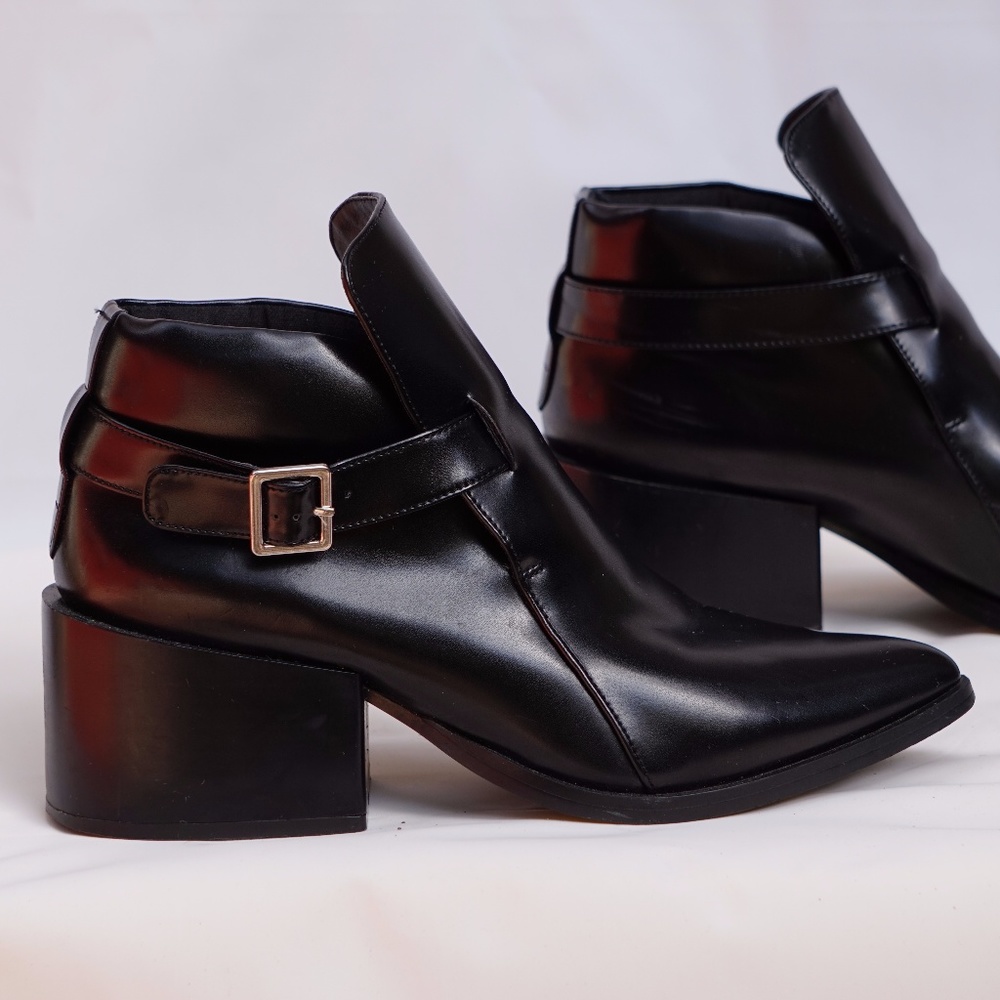 Forever 21 Pointed toe ankle boots