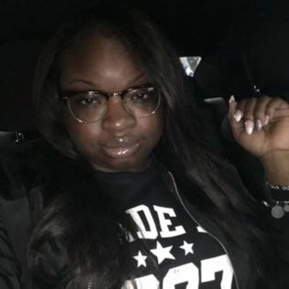 Meet your Posher, Shea