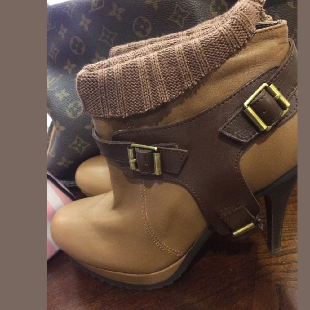 Bacio 61 "Rivo" Ankleboots Leather Retails$228