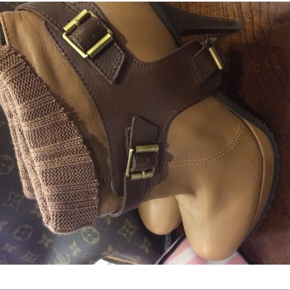 😍Bacio 61 "RIVO" AnkleBoots Leather Retails$228 - Picture 2 of 8