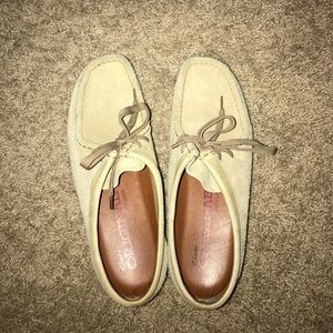 Women's Clarks Wallabees Size 8