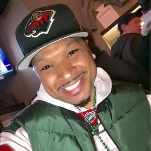 Meet your Posher, Lorenzo