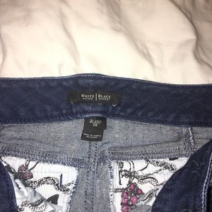 White House Black Market size 0