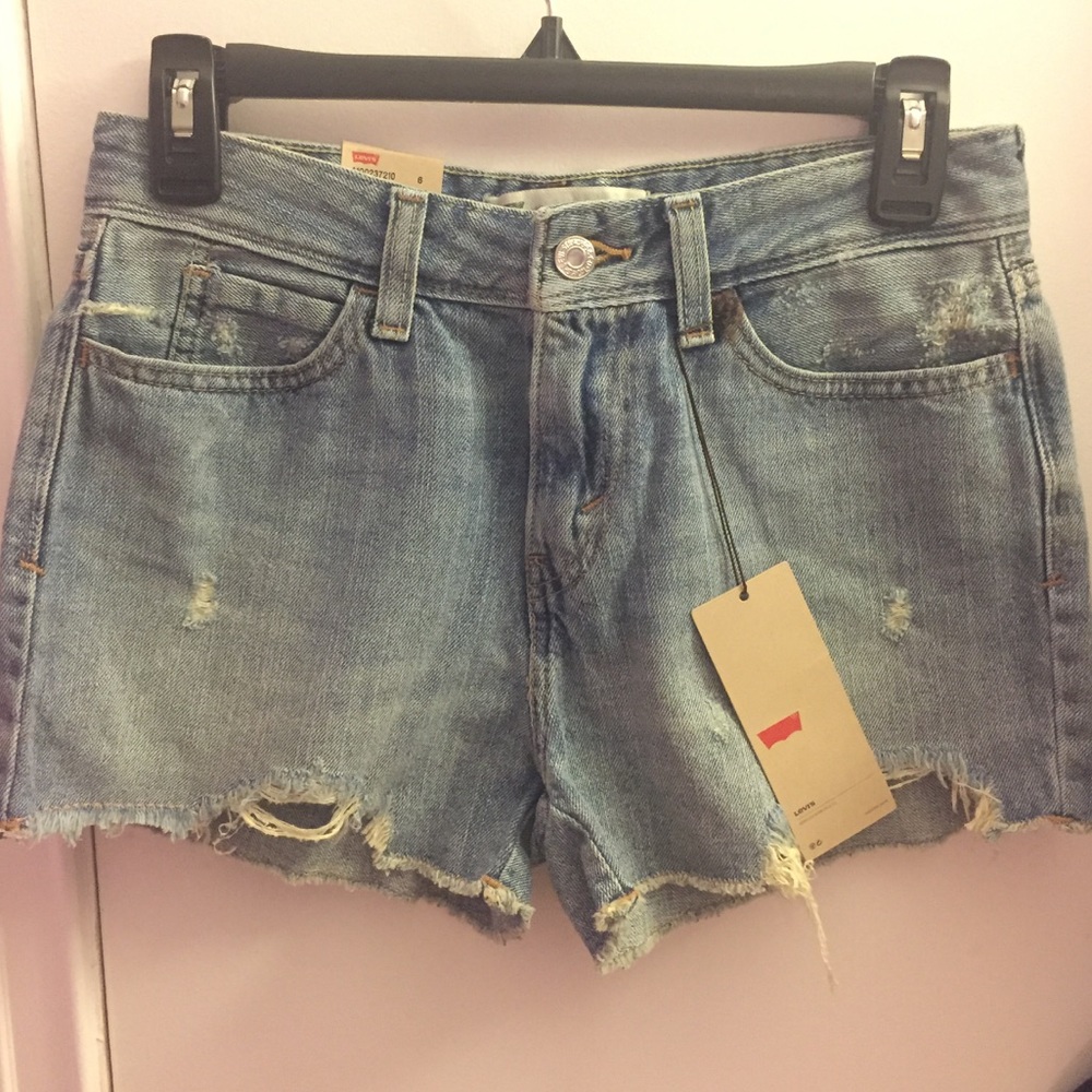 LEVI high rise cut off jean shorts **NWT**