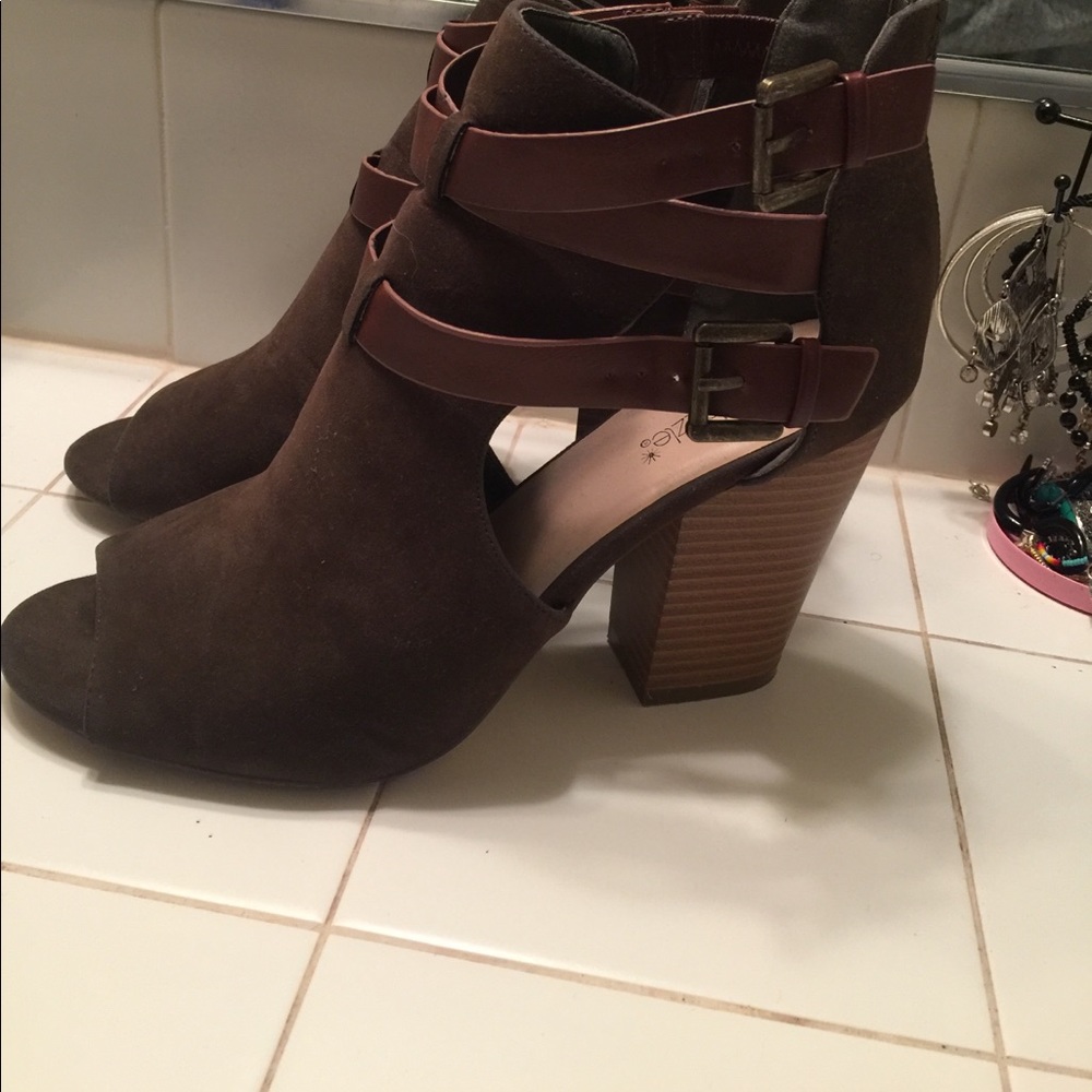 Olive green open toed booties