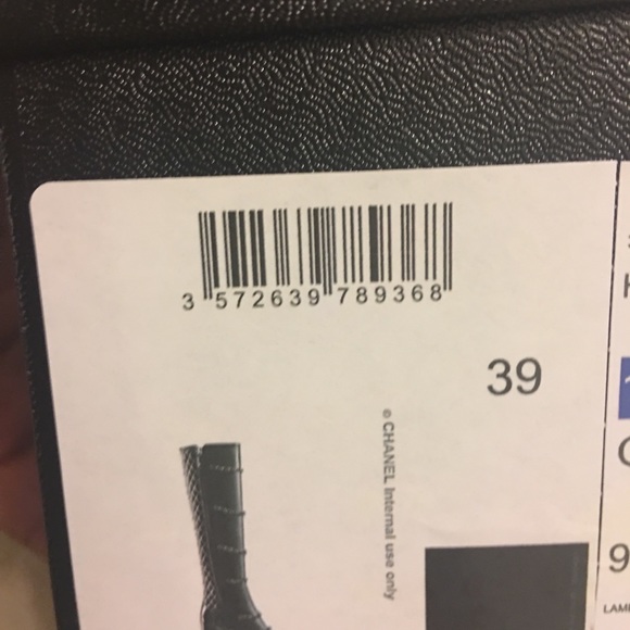2017 Fall Line New Chanel Boots sz: 39 *SOLD - Picture 4 of 8