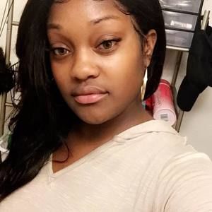 Meet your Posher, Mika