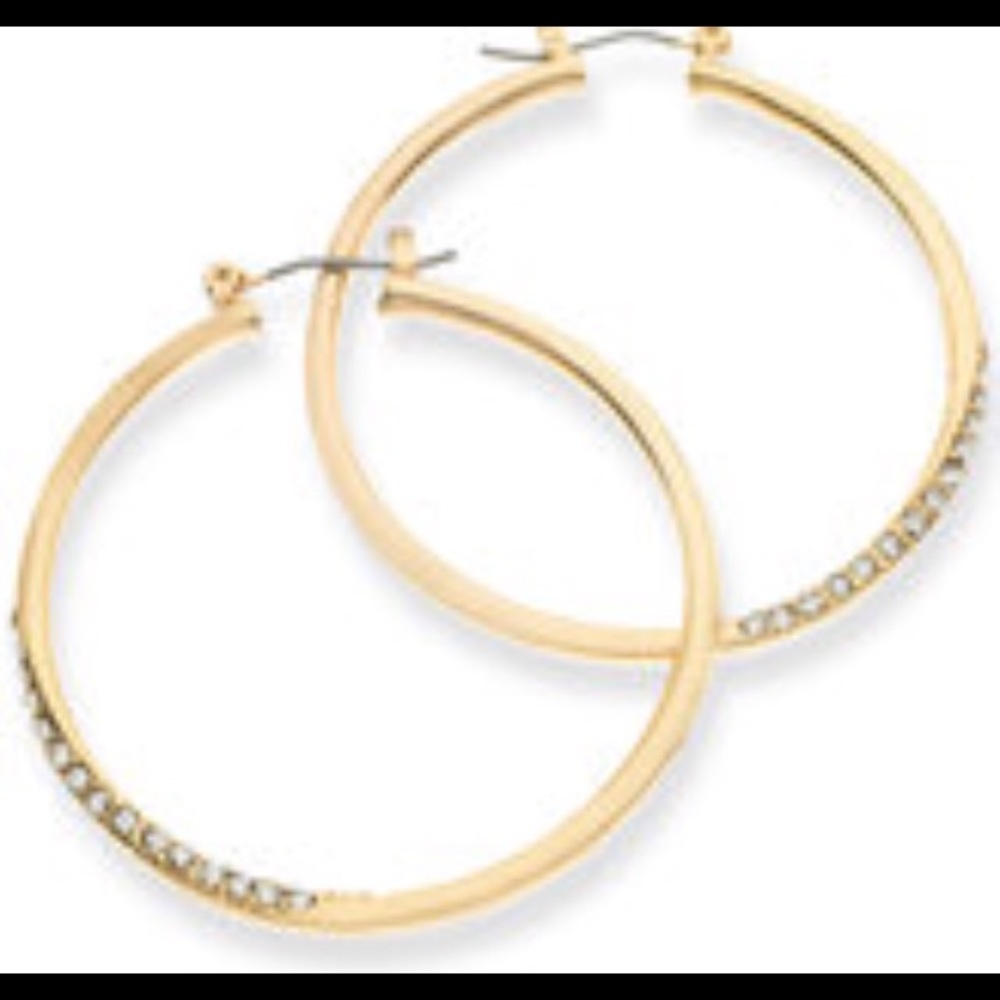 ❤️SALE❤️ guess gold tone earrings nwt - Picture 4 of 4