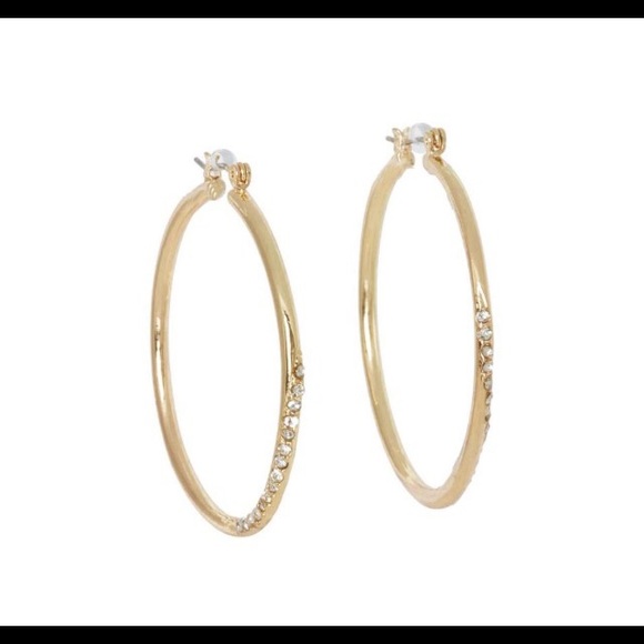 ❤️SALE❤️ guess gold tone earrings nwt - Picture 3 of 4