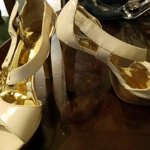 Michael Kors heels - Picture 2 of 2