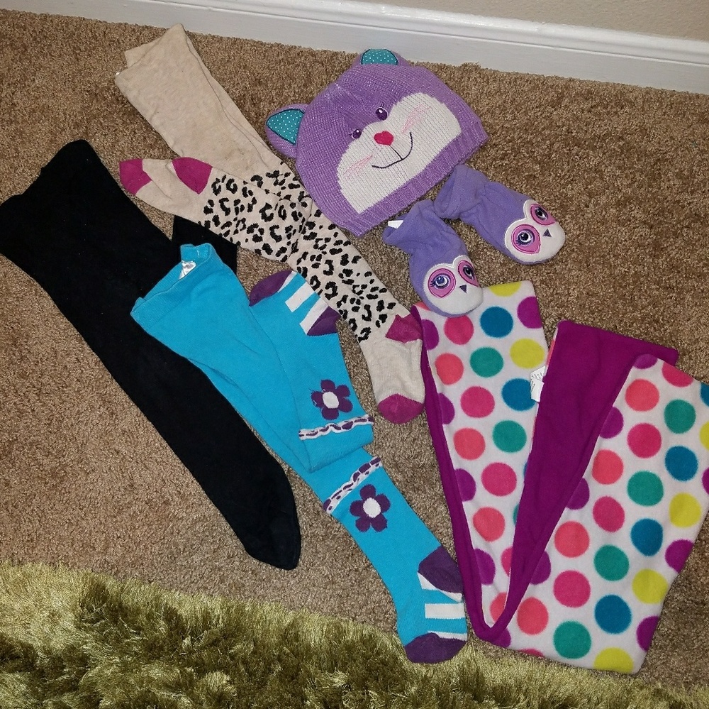 Winter gear (tights, scarf, hat & mittens)