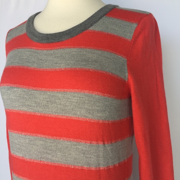 Banana Republic merino sweater - Picture 2 of 6