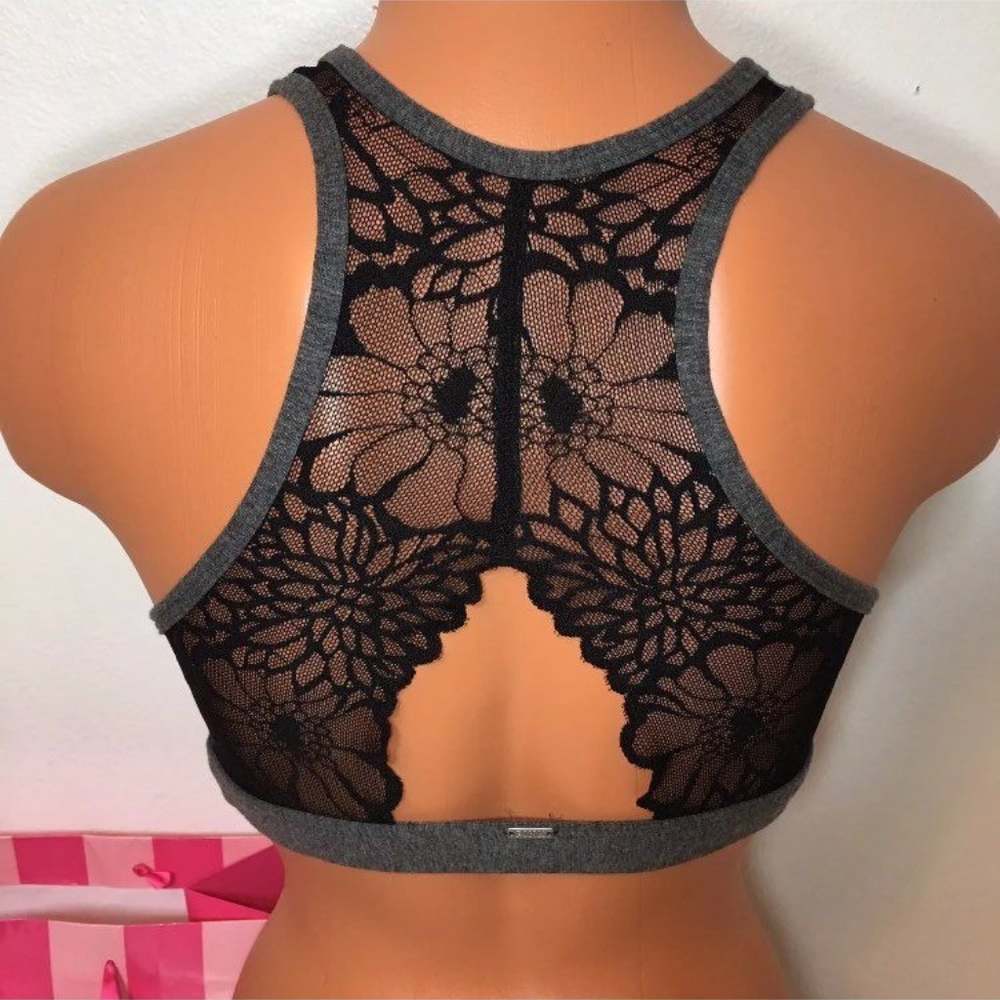 🚫SOLD🚫NEW S PINK VS LACE BACK BRALETTE - Picture 3 of 4