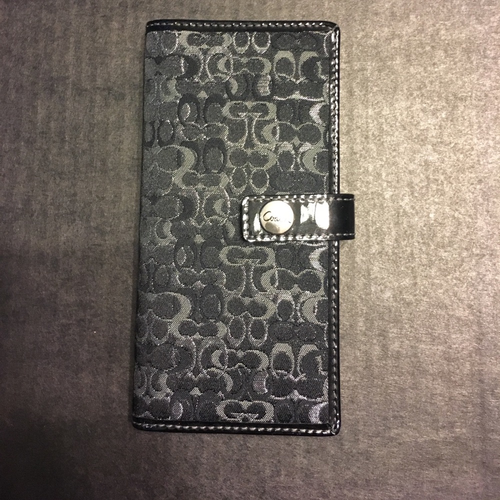 Coach credit card wallet. Thin.