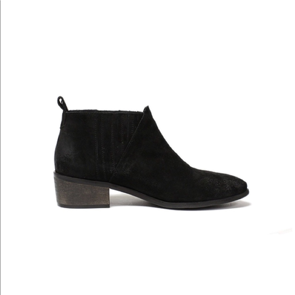 NIB Distressed Genuine Suede Burnished Ankle Boot - Picture 6 of 8