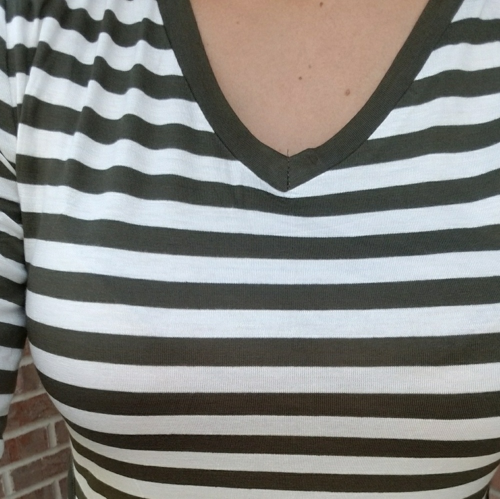 ▫️LAST▫️Infinity Raine Olive Striped Bodycon Dress - Picture 5 of 8