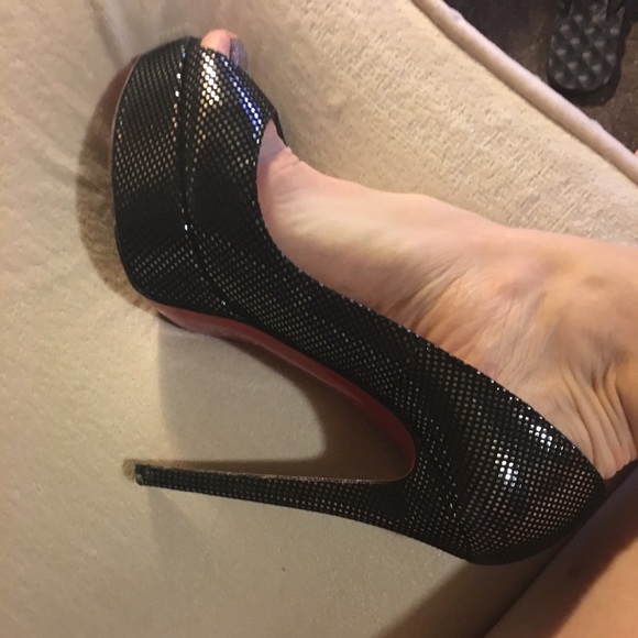 Louboutins - Picture 3 of 4