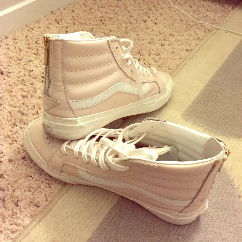 High top leather vans !!