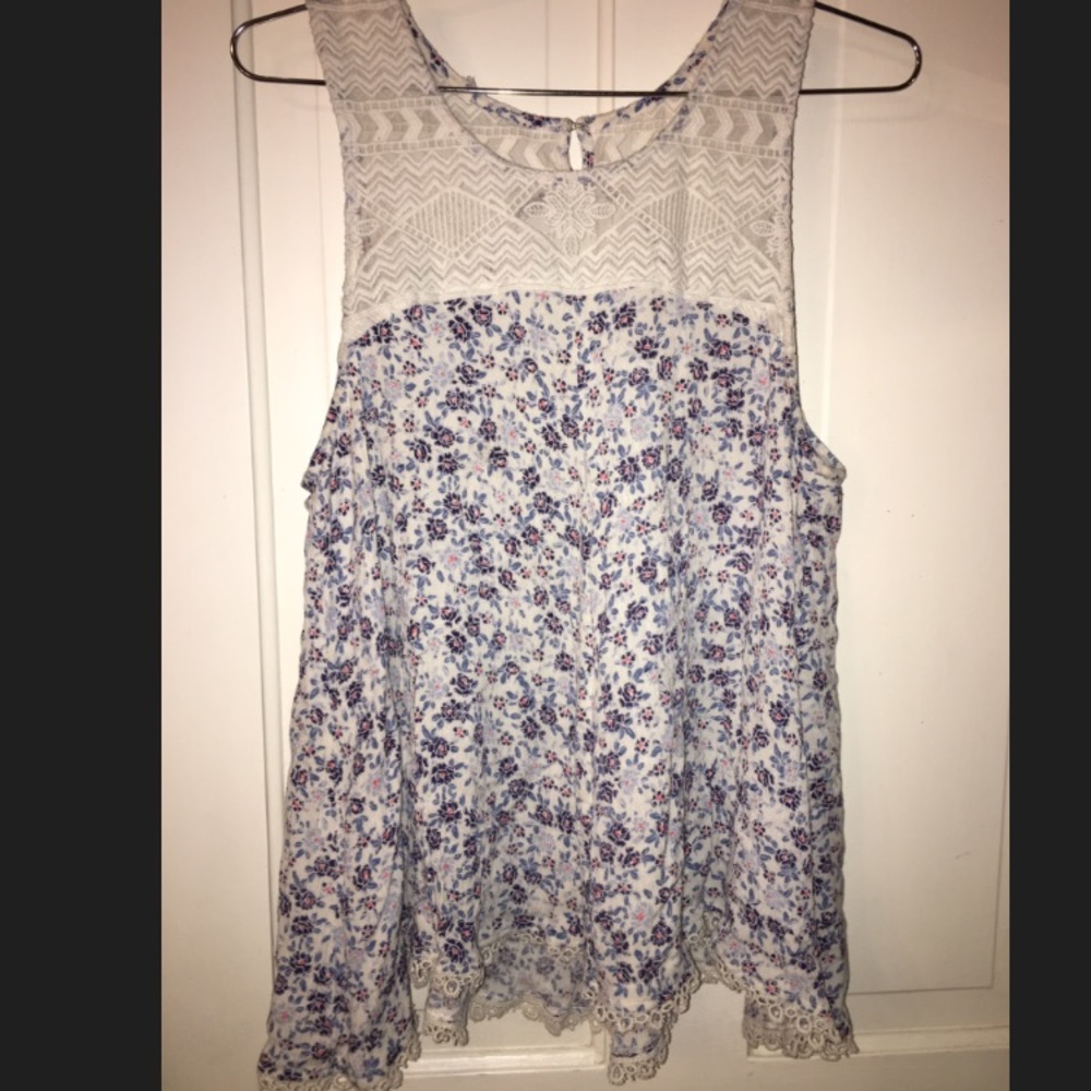 Bethany Mota cute/casual tank