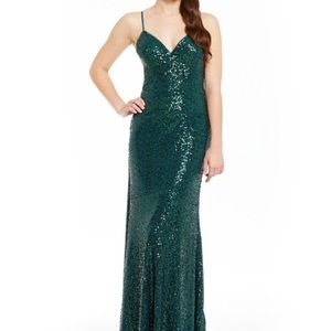 Emerald green, sequin gown.
