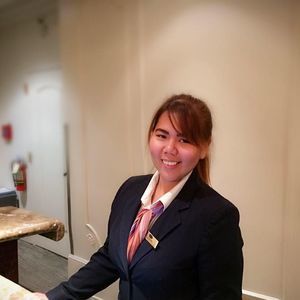 Meet your Posher, Joanne angelee