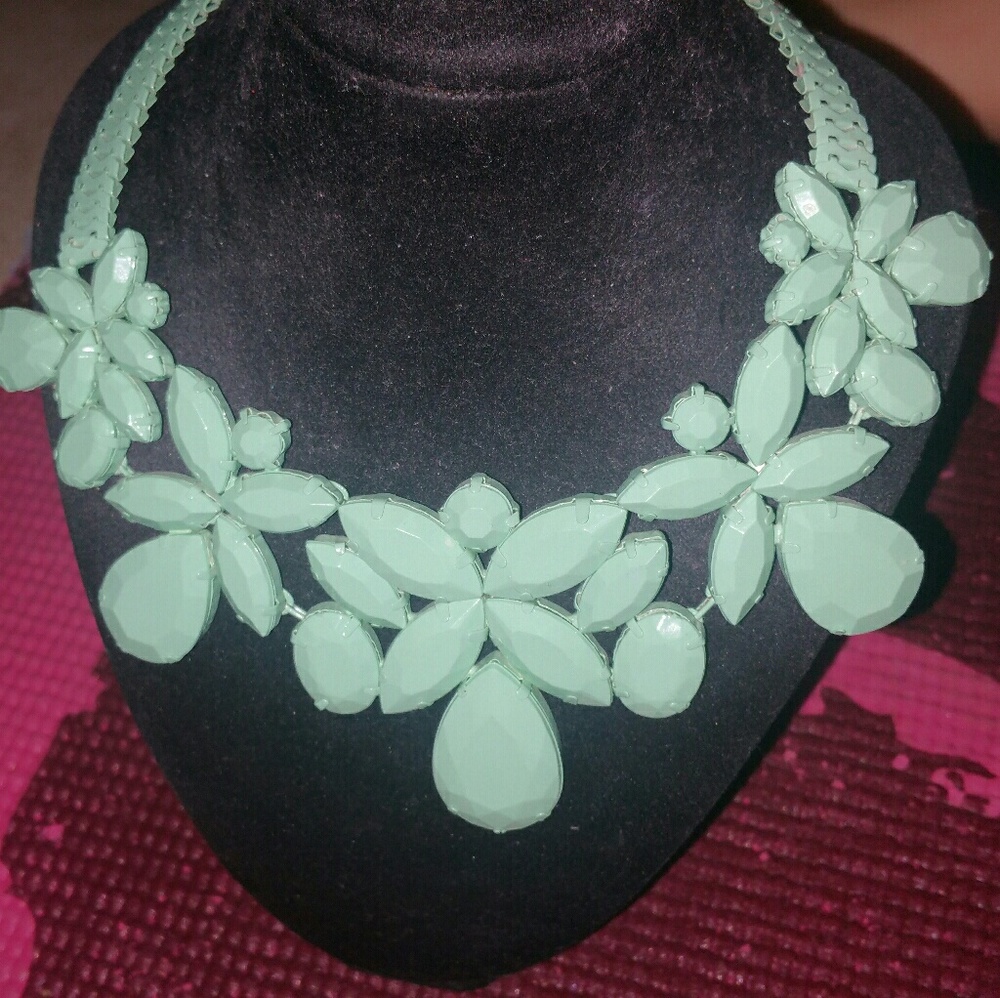 Flower necklace
